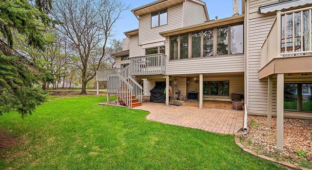 Photo of 1330 Sunview Dr, Shoreview, MN 55126