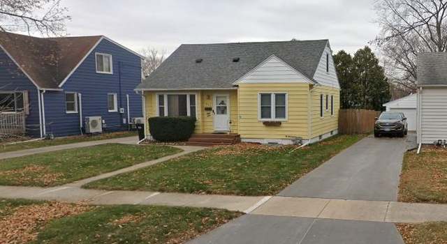 Photo of 811 16th Ave NE, Rochester, MN 55906