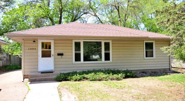 Photo of 1604 Oregon Ave S, Saint Louis Park, MN 55426
