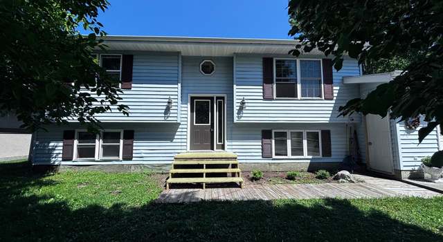 Photo of 1607 13th Ave W, International Falls, MN 56649