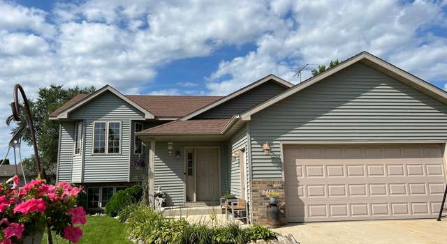 Photo of 716 Willowbrook St NE, Owatonna, MN 55060