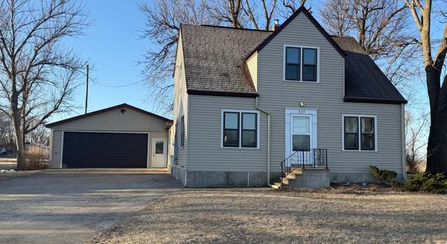 Photo of 209 W Hibbard Ave, Belview, MN 56214
