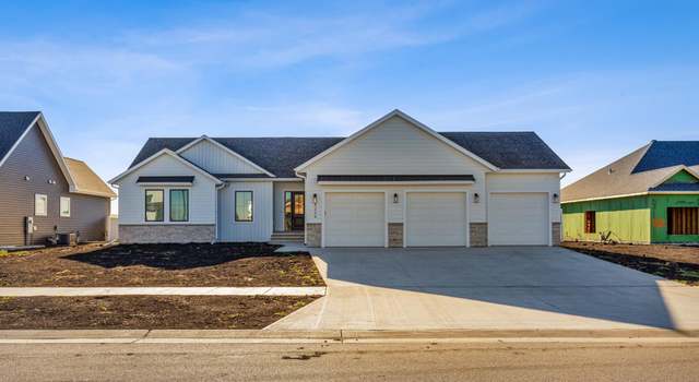 Photo of 4234 Bristlecone Loop S, Fargo, ND 58104