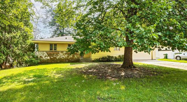 Photo of 563 23rd Ave NW, Saint Paul, MN 55112