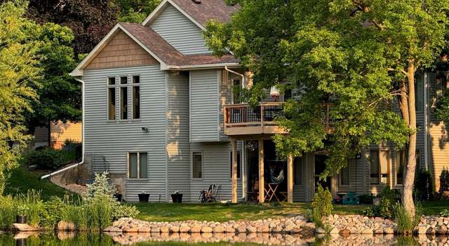 Photo of 1875 26th Ave NW, New Brighton, MN 55112