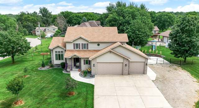 Photo of 414 2nd St SW, Medford, MN 55049