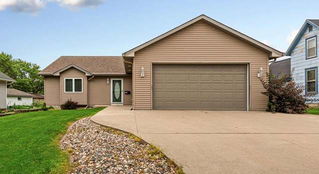 Photo of 311 Common St, Waterville, MN 56096