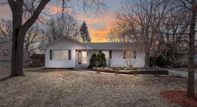 Photo of 8441 Meadow Lake Rd N, New Hope, MN 55428