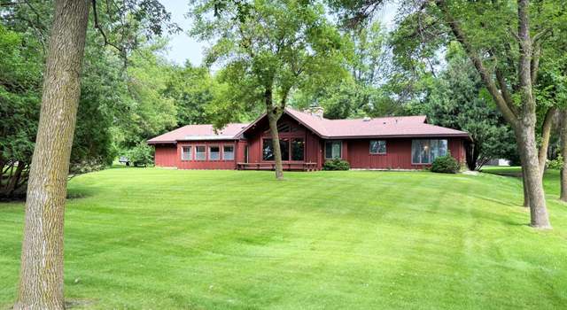 Photo of 1407 Westwood Ct NW, Willmar, MN 56201