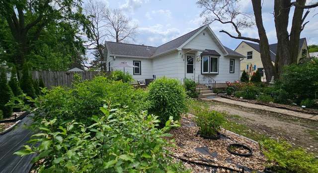Photo of 409 2nd St W, Claremont, MN 55924