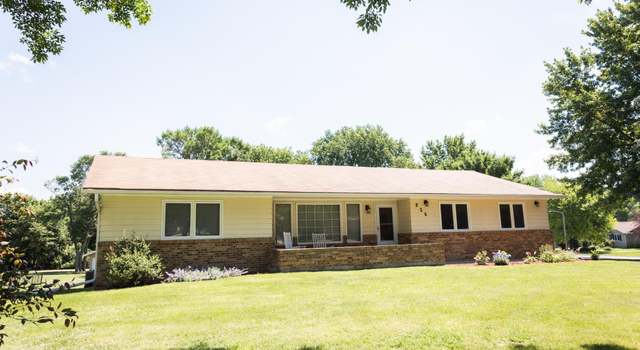 Photo of 516 Pennsylvania Ave, Adrian, MN 56110