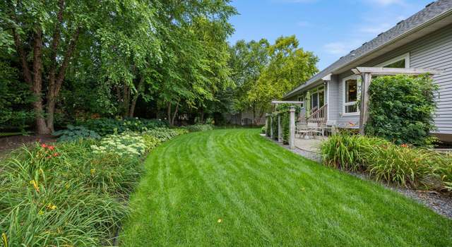 Photo of 2073 Valley Creek Ln, Shakopee, MN 55379