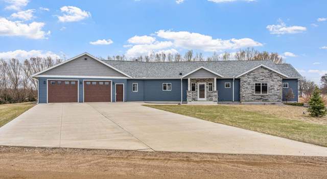 Photo of 611 Garden St, Springfield, MN 56087