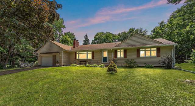 Photo of 1682 Oakdale Ave, West Saint Paul, MN 55118