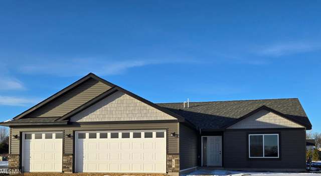 Photo of 808 12th St SE, Waseca, MN 56093