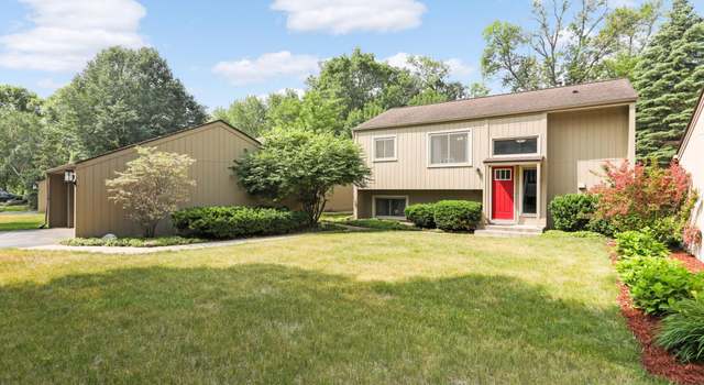 Photo of 16225 18th Ave N, Plymouth, MN 55447