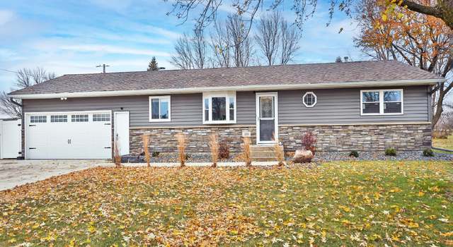 Photo of 508 William St E, Hartland, MN 56042