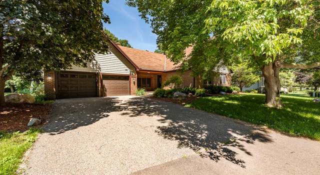 Photo of 155 Chaparral Dr, Apple Valley, MN 55124