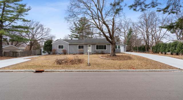 Photo of 3418 Elmwood Pl, Minnetonka, MN 55345
