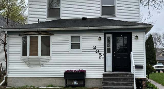 Photo of 205 Walnut St SW, Sleepy Eye, MN 56085