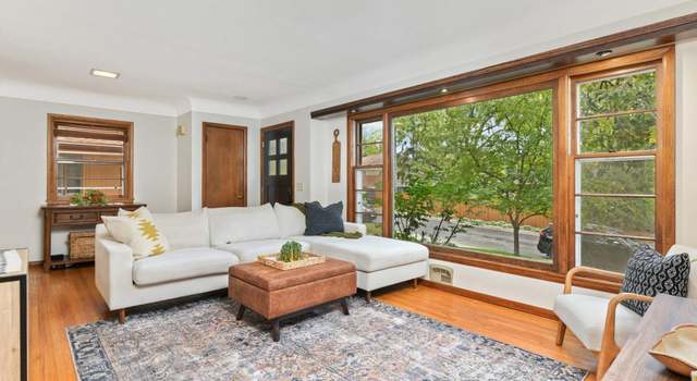 Photo of 1005 Rhode Island Ave N, Golden Valley, MN 55427