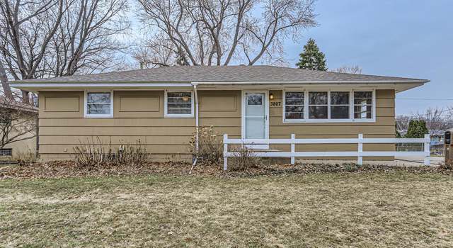Photo of 3807 56th Ave N, Brooklyn Center, MN 55429