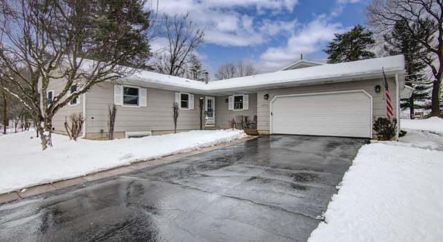 Photo of 2844 Green View Dr, Eau Claire, WI 54703