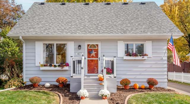 Photo of 407 Greeley St S, Stillwater, MN 55082