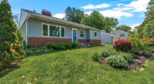 Photo of 1810 Maryknoll Ave, Maplewood, MN 55109