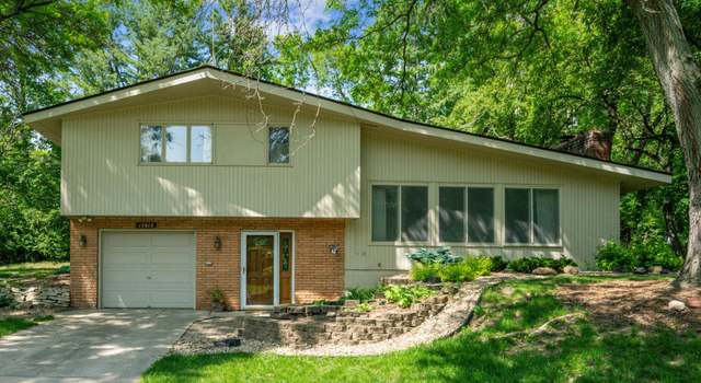 Photo of 15812 Woodgate Rd N, Minnetonka, MN 55345