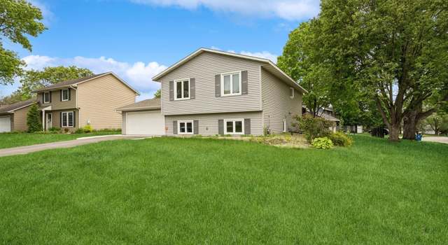 Photo of 7817 W 103rd St, Minneapolis, MN 55438