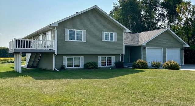 Photo of 106 E 6th St, Newfolden, MN 56738