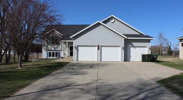 Photo of 684 Eagle Dr SW, Melrose, MN 56352