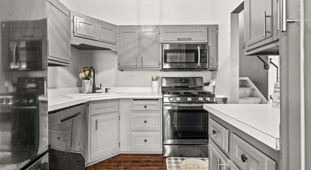 Photo of 7210 Perry Ct W, Minneapolis, MN 55429