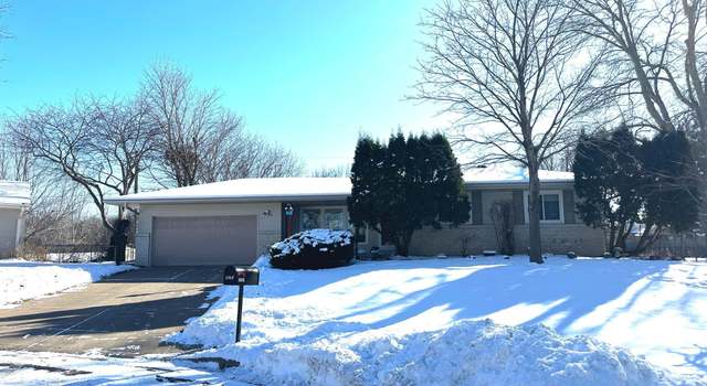 Photo of 6001 Gardena Ln NE, Minneapolis, MN 55432