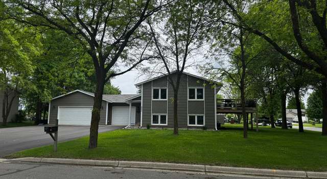 Photo of 802 N Estates Ave, Litchfield, MN 55355