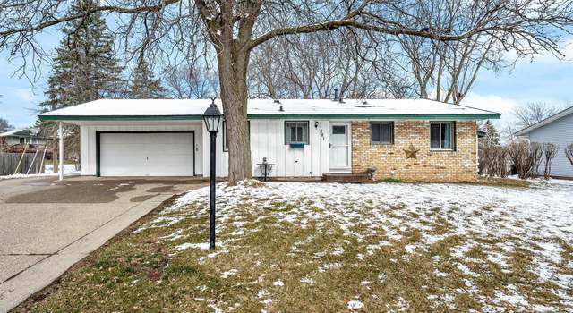 Photo of 881 Mcintosh Dr, Apple Valley, MN 55124