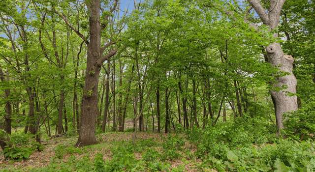 Photo of 9010 Neill Lake Rd, Eden Prairie, MN 55347