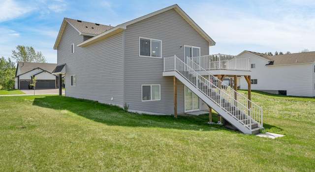 Photo of 1129 Tiger Ct NE, Isanti, MN 55040