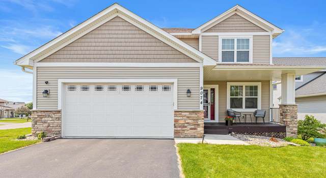 Photo of 9074 Degler Ln, Chanhassen, MN 55317