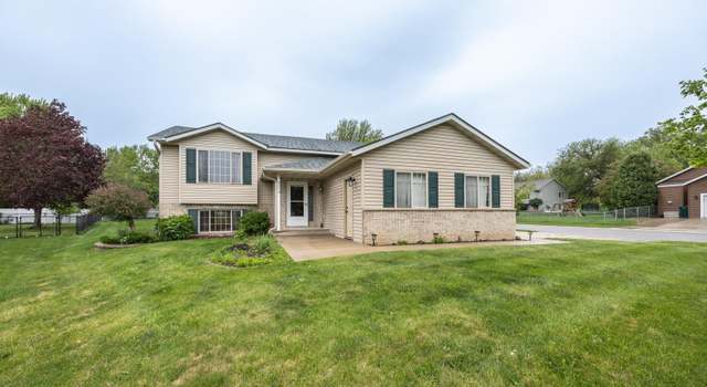Photo of 4563 Savannah Dr NW, Rochester, MN 55901