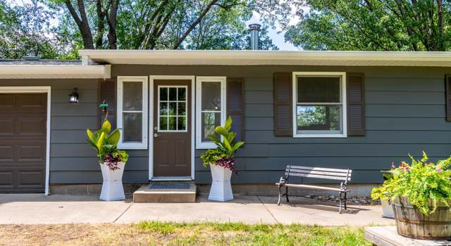 Photo of 719 Kinney Rd, Hudson, WI 54016
