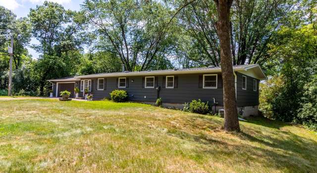Photo of 719 Kinney Rd, Hudson, WI 54016