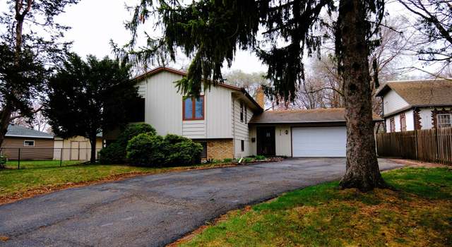 Photo of 515 W 102nd St, Bloomington, MN 55420