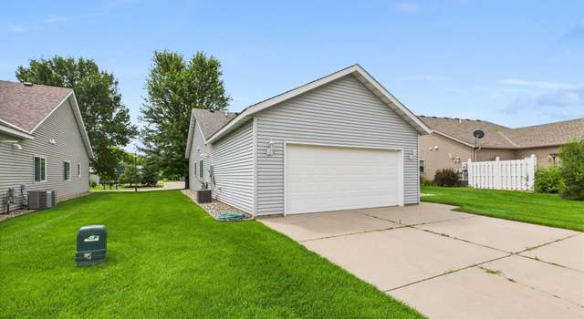 Photo of 1753 Knottingham Dr, Sartell, MN 56377
