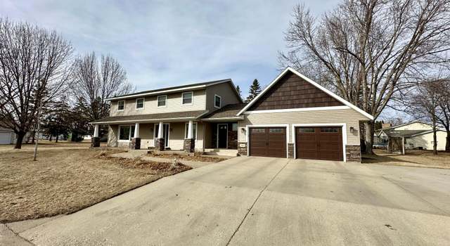 Photo of 908 Lilac Dr, Sauk Centre, MN 56378
