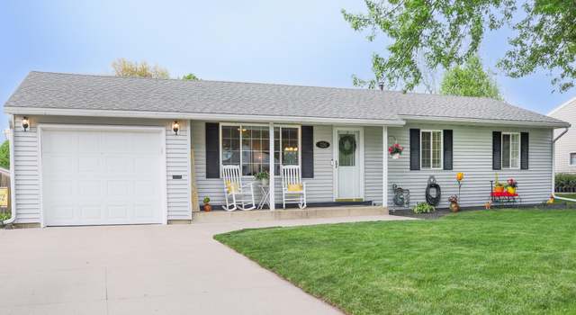 Photo of 726 17th St NE, Owatonna, MN 55060