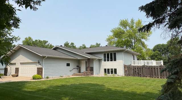Photo of 1901 25th Ave S, Fargo, ND 58103