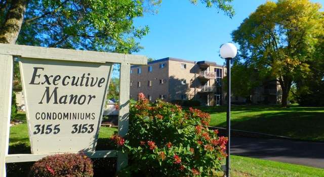 Photo of 3153 Old Highway 8 Unit D305, Roseville, MN 55418