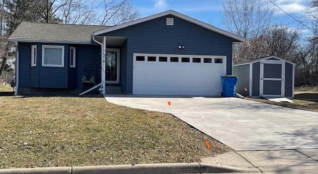 Photo of 810 11th St SW, Pine City, MN 55063